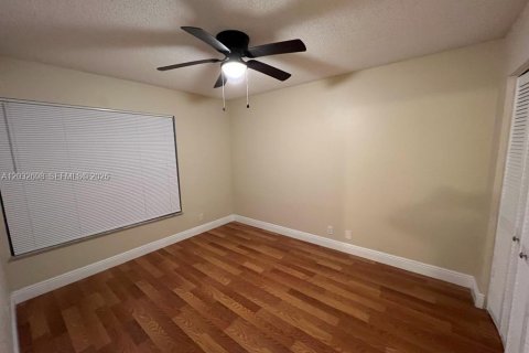 Condo in West Palm Beach, Florida, 2 bedrooms  № 2170061 - photo 6