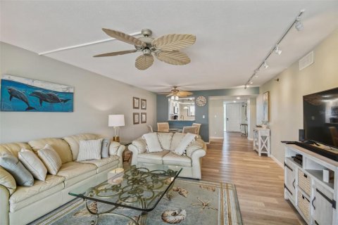 Condominio en alquiler en Madeira Beach, Florida, 2 dormitorios, 117.99 m2 № 1905541 - foto 6
