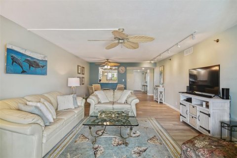 Condominio en alquiler en Madeira Beach, Florida, 2 dormitorios, 117.99 m2 № 1905541 - foto 15