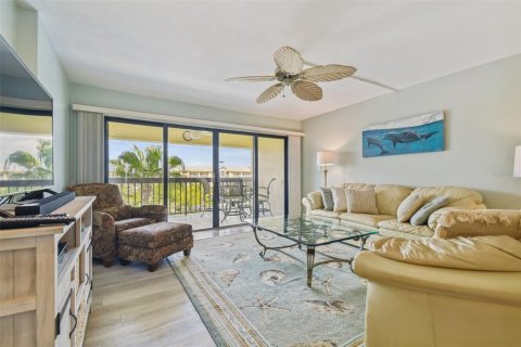 Condominio en alquiler en Madeira Beach, Florida, 2 dormitorios, 117.99 m2 № 1905541 - foto 5