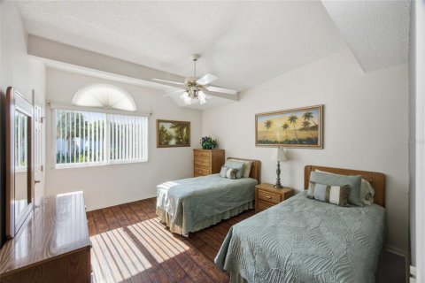 Adosado en venta en Indian Rocks Beach, Florida, 3 dormitorios, 145.48 m2 № 2093240 - foto 18