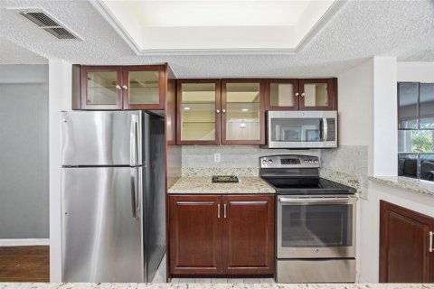Adosado en venta en Indian Rocks Beach, Florida, 3 dormitorios, 145.48 m2 № 2093240 - foto 14
