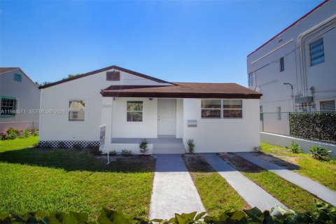 Villa ou maison à Miami, Floride 2 chambres, 82.68 m2 № 2089234