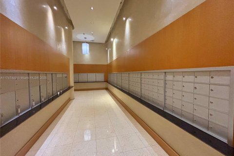 Copropriété à vendre à Miami, Floride: 2 chambres, 111.76 m2 № 1958540 - photo 8