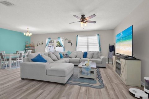 Casa en venta en Port St. Lucie, Florida, 4 dormitorios, 178.19 m2 № 2078310 - foto 18