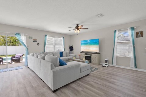 Casa en venta en Port St. Lucie, Florida, 4 dormitorios, 178.19 m2 № 2078310 - foto 19