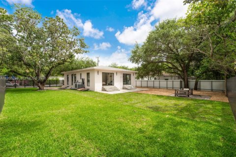 Villa ou maison à vendre à Miami, Floride: 3 chambres, 109.44 m2 № 2060352 - photo 15