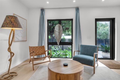 Villa ou maison à vendre à Miami, Floride: 3 chambres, 109.44 m2 № 2060352 - photo 12