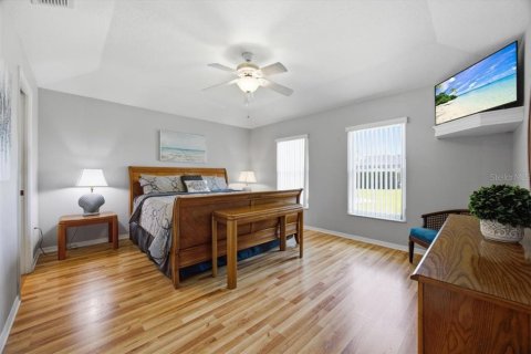 Villa ou maison à vendre à Haines City, Floride: 3 chambres, 162.67 m2 № 2358850 - photo 15