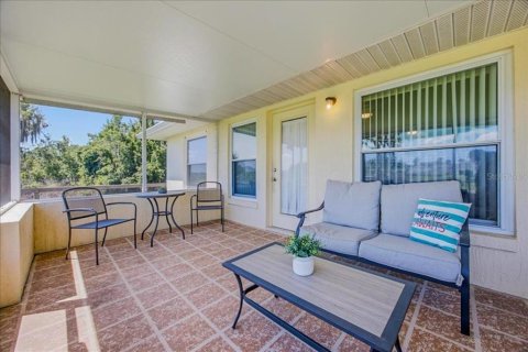 Villa ou maison à vendre à Haines City, Floride: 3 chambres, 162.67 m2 № 2358850 - photo 24