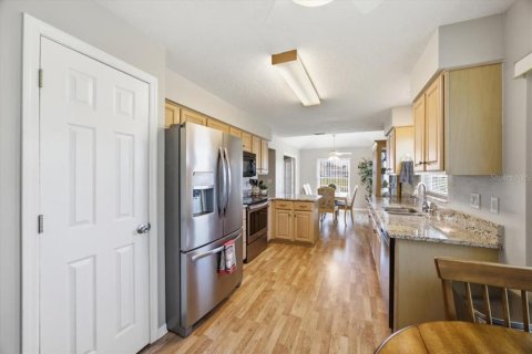Villa ou maison à vendre à Haines City, Floride: 3 chambres, 162.67 m2 № 2358850 - photo 11