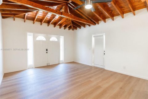 Villa ou maison à Coral Gables, Floride 3 chambres, 110.46 m2 № 2170950