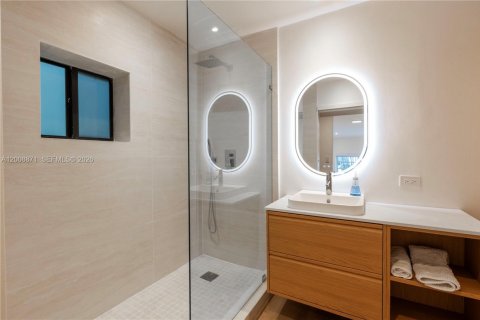 Villa ou maison à louer à Coral Gables, Floride: 3 chambres, 110.46 m2 № 2170950 - photo 7