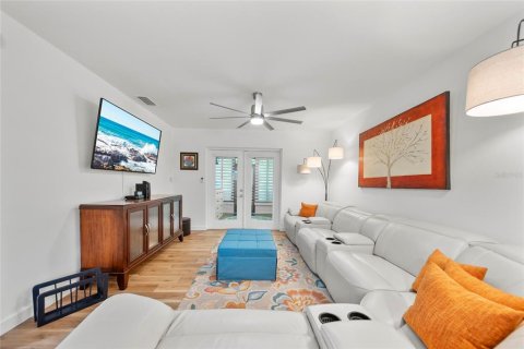 Condo in Hudson, Florida, 1 bedroom  № 1848168 - photo 10