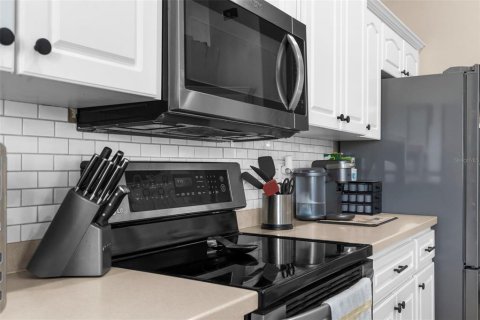Купить виллу или дом в Спринг-Хилл, Флорида 3 комнаты, 209.96м2, № 1848629 - фото 19
