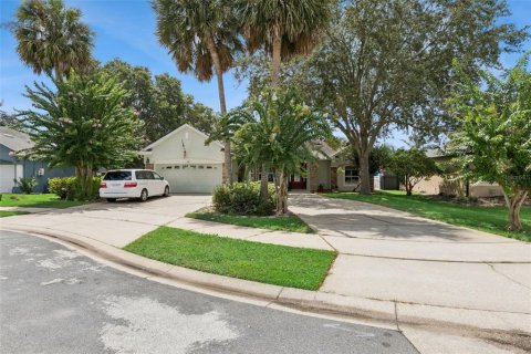Villa ou maison à DeLand, Floride 3 chambres, 238.39 m2 № 2344552