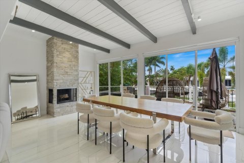 Casa en venta en Fort Lauderdale, Florida, 3 dormitorios, 146.04 m2 № 2241099 - foto 5