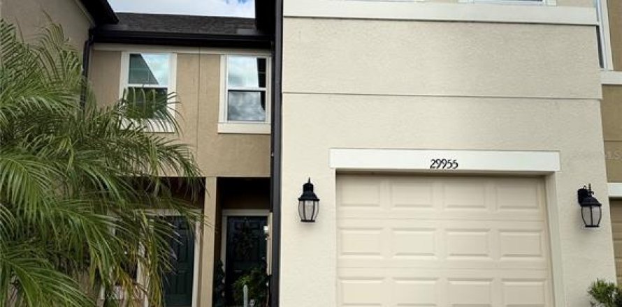 Townhouse in Wesley Chapel, Florida 2 bedrooms, 145.95 sq.m. № 1555316