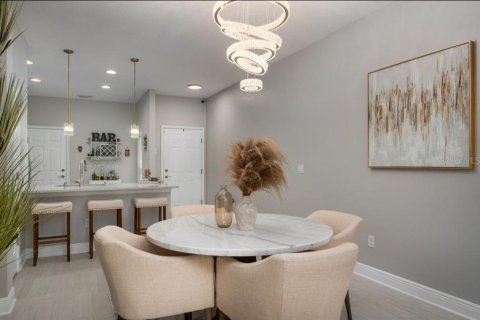 Townhouse in Wesley Chapel, Florida 2 bedrooms, 145.95 sq.m. № 1555316 - photo 8
