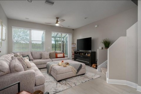 Townhouse in Wesley Chapel, Florida 2 bedrooms, 145.95 sq.m. № 1555316 - photo 5