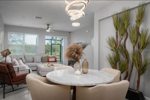 Townhouse in Wesley Chapel, Florida 2 bedrooms, 145.95 sq.m. № 1555316 - photo 7