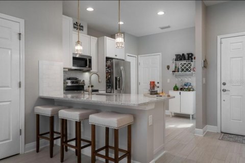 Townhouse in Wesley Chapel, Florida 2 bedrooms, 145.95 sq.m. № 1555316 - photo 9