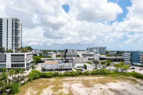 Снять в аренду кондоминиум в Майами, Флорида 3 спальни, 115.38м2, № 1957932 - фото 25