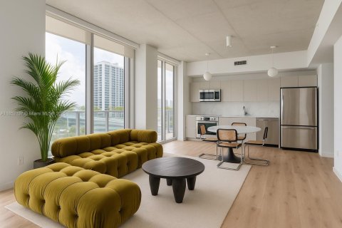 Снять в аренду кондоминиум в Майами, Флорида 3 спальни, 115.38м2, № 1957932 - фото 5