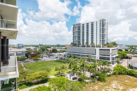 Снять в аренду кондоминиум в Майами, Флорида 3 спальни, 115.38м2, № 1957932 - фото 26
