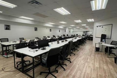 Propiedad comercial en venta en Orlando, Florida, 1237.09 m2 № 2102215 - foto 6
