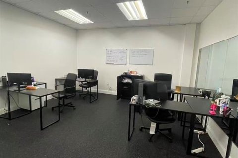 Propiedad comercial en venta en Orlando, Florida, 1237.09 m2 № 2102215 - foto 26