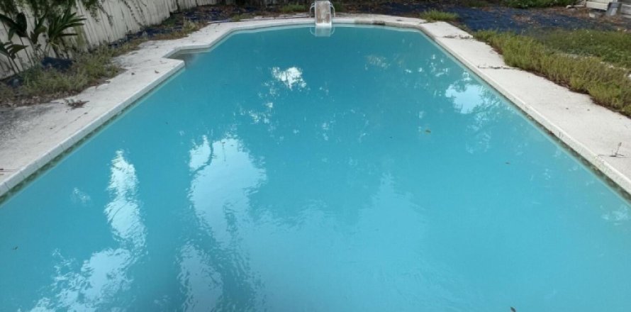 House in Jacksonville, Florida 5 bedrooms, 249.26 sq.m. № 766226