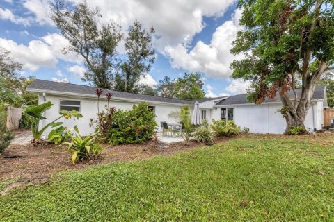 Villa ou maison à louer à Sarasota, Floride: 3 chambres, 174.47 m2 № 2166199 - photo 29