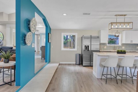 Villa ou maison à louer à Sarasota, Floride: 3 chambres, 174.47 m2 № 2166199 - photo 13