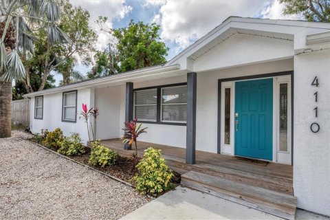 Villa ou maison à louer à Sarasota, Floride: 3 chambres, 174.47 m2 № 2166199 - photo 2