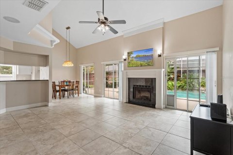 House in Orlando, Florida 4 bedrooms, 229.38 sq.m. № 1835789 - photo 13