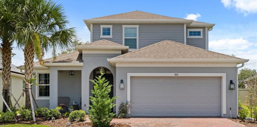 House in Davenport, Florida 4 bedrooms, 247.21 sq.m. № 1787529