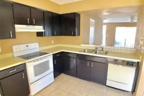 Townhouse in Kissimmee, Florida 2 bedrooms, 92.16 sq.m. № 1523493 - photo 5