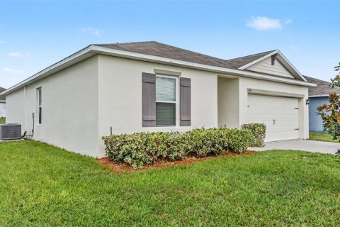 Villa ou maison à vendre à Auburndale, Floride: 4 chambres, 137.96 m2 № 2138485 - photo 27