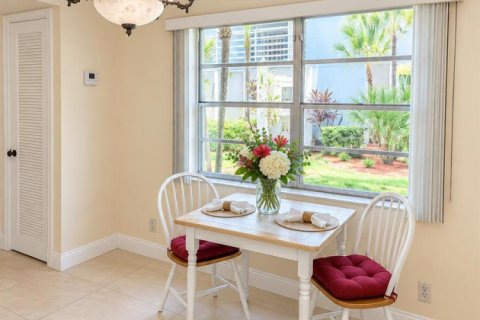 Condo in Delray Beach, Florida, 1 bedroom  № 2384936 - photo 11