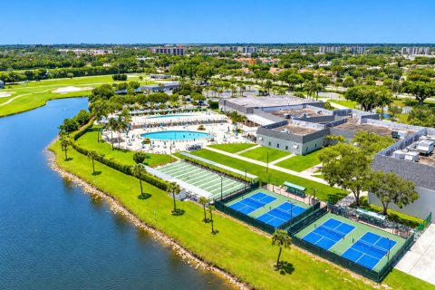 Condo in Delray Beach, Florida, 1 bedroom  № 2384936 - photo 13