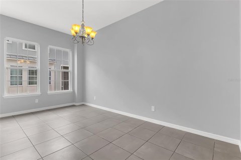 Touwnhouse à vendre à Altamonte Springs, Floride: 3 chambres, 161.84 m2 № 2201318 - photo 15