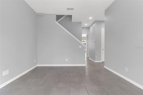 Touwnhouse à vendre à Altamonte Springs, Floride: 3 chambres, 161.84 m2 № 2201318 - photo 6