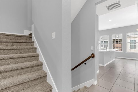 Touwnhouse à vendre à Altamonte Springs, Floride: 3 chambres, 161.84 m2 № 2201318 - photo 17