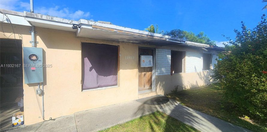 Casa en Miami, Florida 4 dormitorios, 115.29 m2 № 1990616