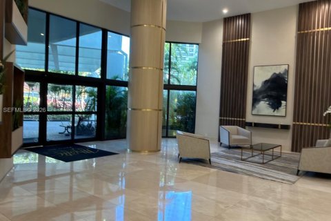 Condo in Aventura, Florida, 2 bedrooms  № 2040185