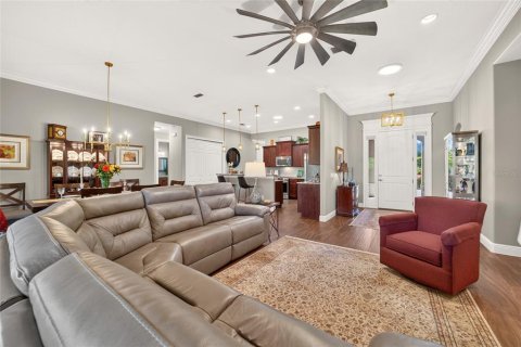 Villa ou maison à vendre à Lady Lake, Floride: 3 chambres, 211.35 m2 № 2427643 - photo 7