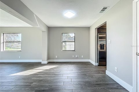 House in Orlando, Florida 3 bedrooms, 178.09 sq.m. № 1879768 - photo 25