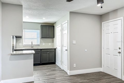 House in Orlando, Florida 3 bedrooms, 178.09 sq.m. № 1879768 - photo 14