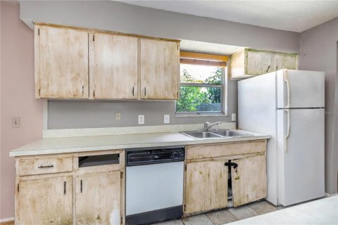 House in Largo, Florida 2 bedrooms, 90.21 sq.m. № 1657551 - photo 10
